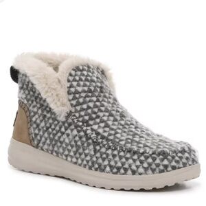 HEYDUDE Denny Cozy Moccasin - Women's size 11